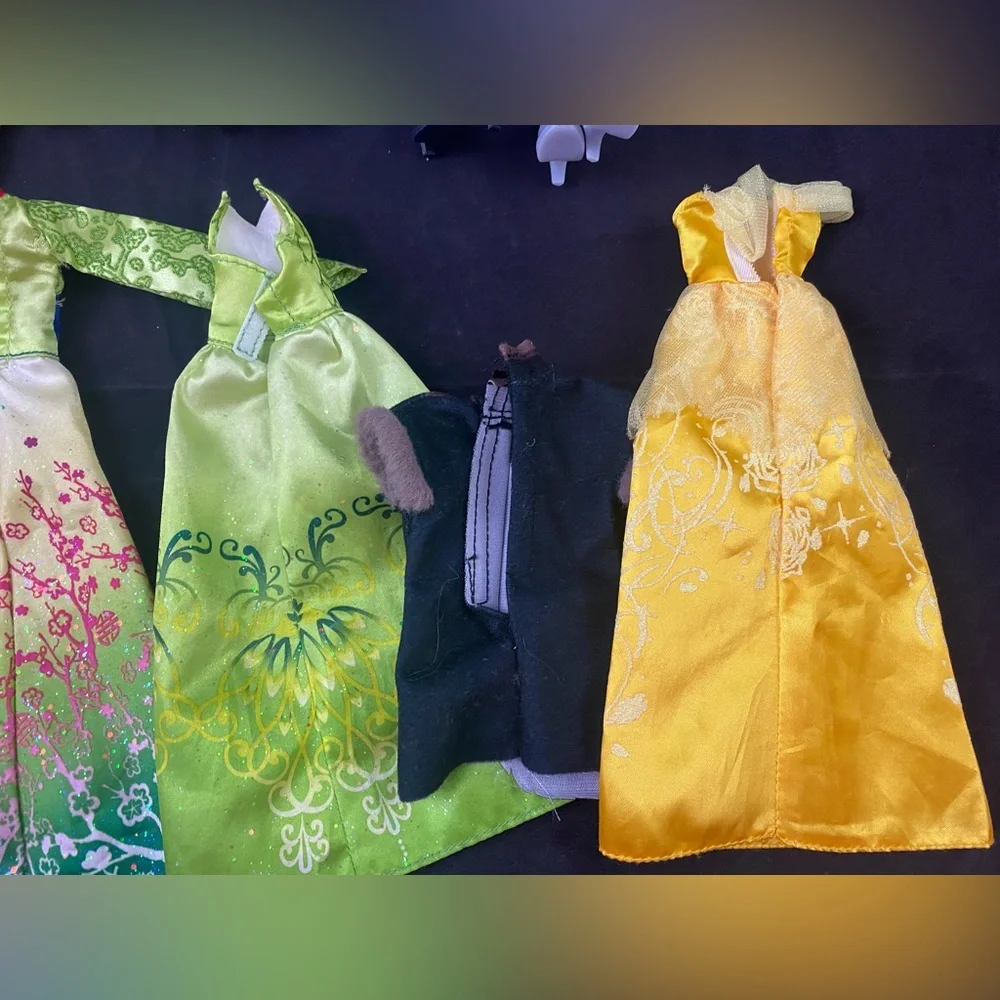 Disney Princess Dolls Dresses Mixed LOT Frozen Elsa Ariel Jasmine etc Needs TLC